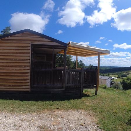 Camping Les Terrasses De Dordogne Rouffignac Saint-Cernin Exterior photo