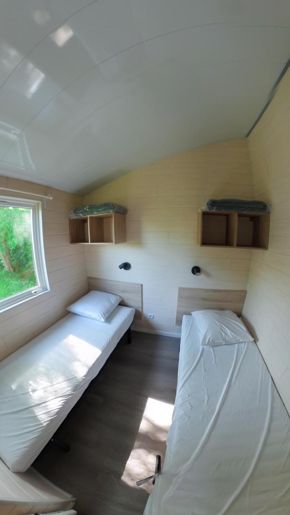 Camping Les Terrasses De Dordogne Rouffignac Saint-Cernin Room photo